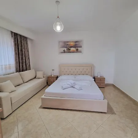 Konukevi My House 3*