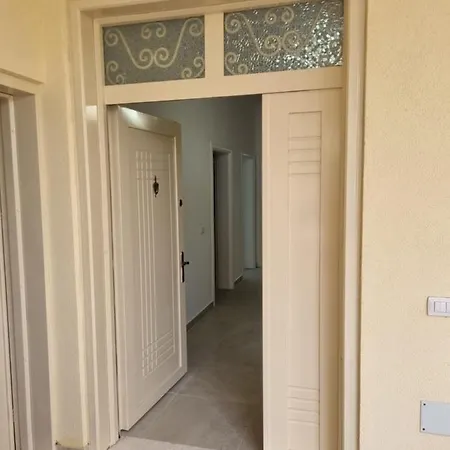 My House Гостевой дом Дуррес