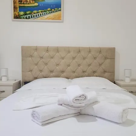My House 3* Durrës