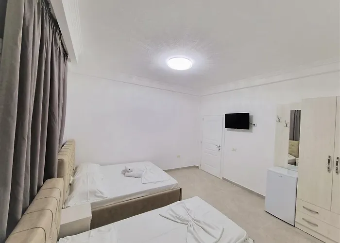 My House 3* Durrës